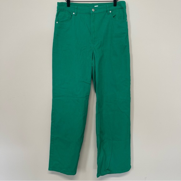 H&M Denim - H&M Bright Kelly Green Straight Leg Jean Twill Pants Women’s Size 14